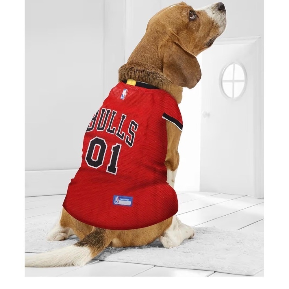 Pets First Chicago Bulls NBA Pet Jersey Small Red Basketball Dog Shirt NWT